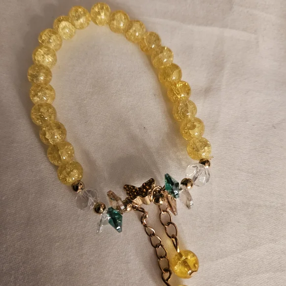 Chic Yellow Beaded Bracelet with Gold Accents - Picture 2 of 8